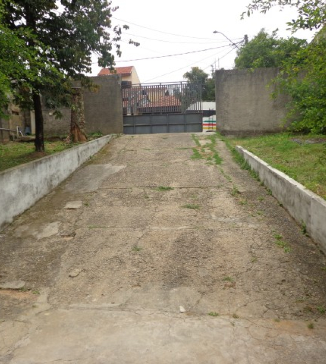 C1052 8.JPG